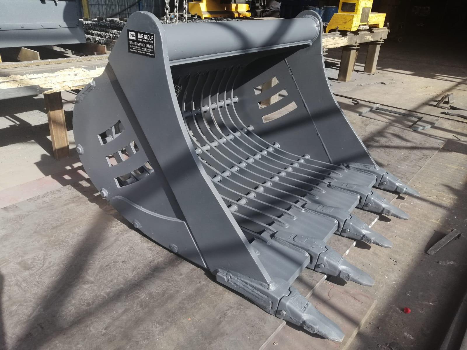 Excavator Skeleton Buckets for Rock and Debris Separation