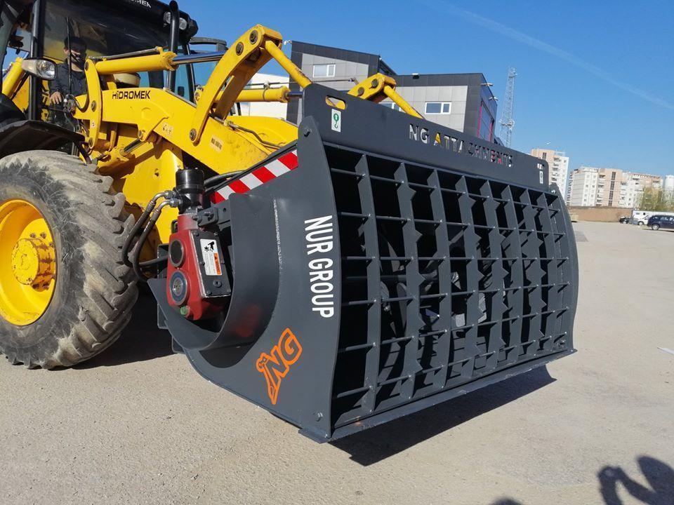 High-Performance Concrete Mixer Buckets for Loaders and Excavators