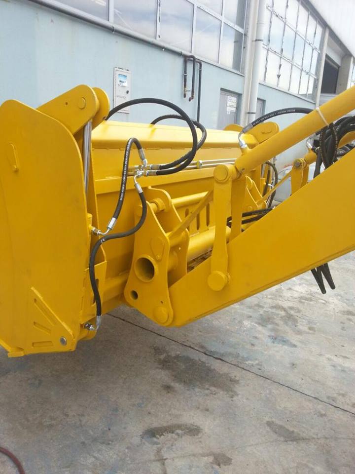 Tractor Laoder Attachments