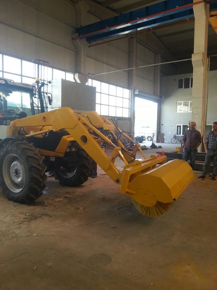 Tractor Laoder Attachments
