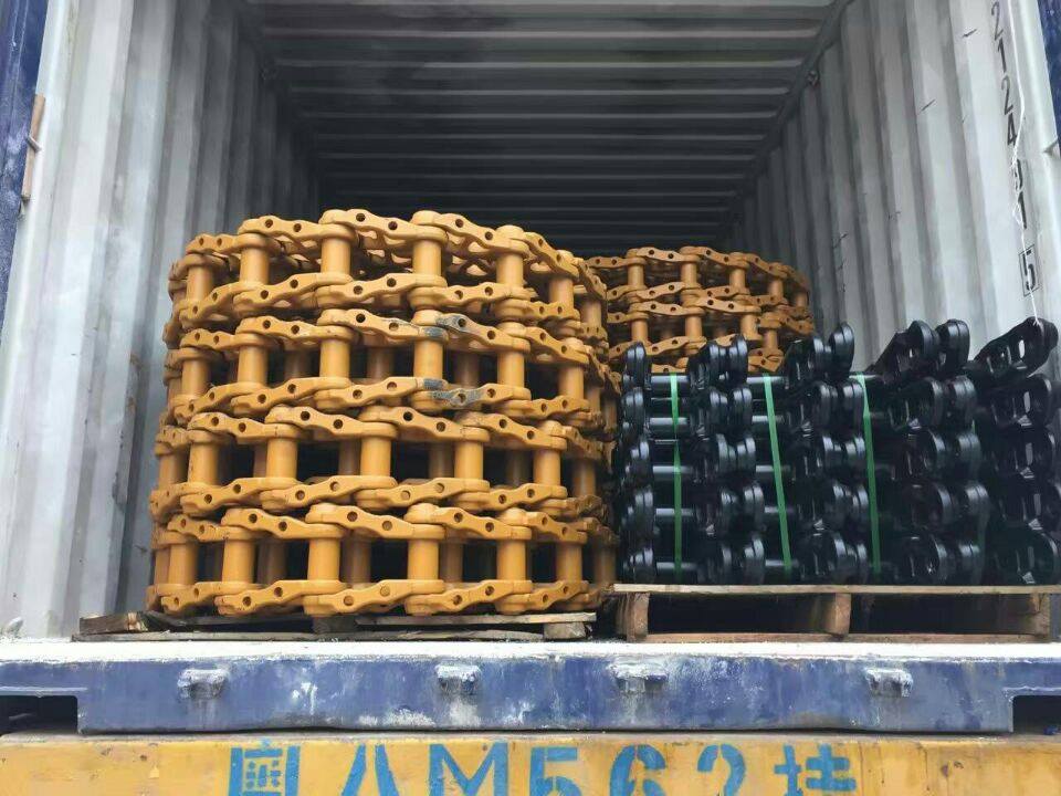Track Chains For Excavators and Dozers