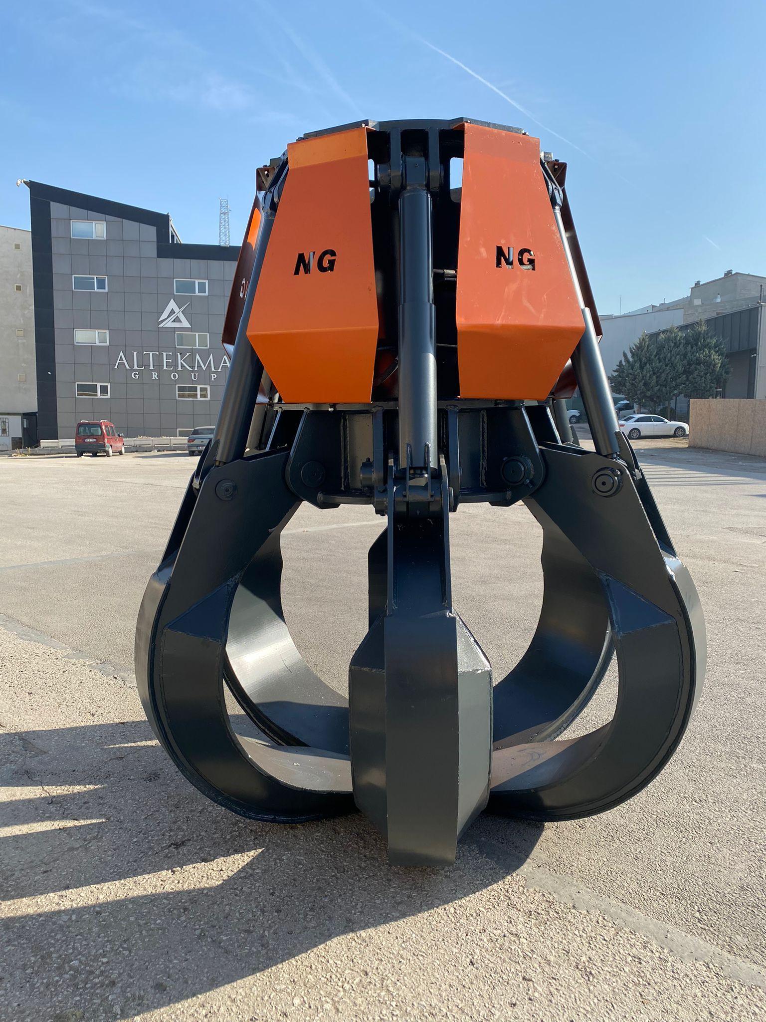 Electro-Hydraulic Orange Peel Grabs