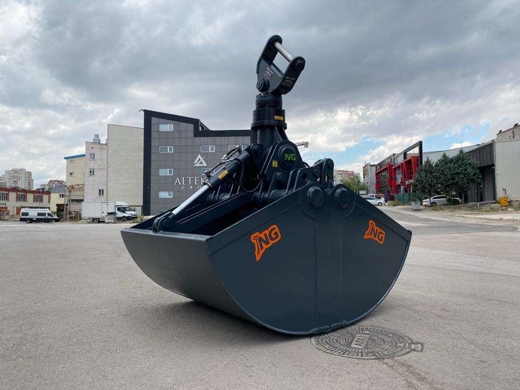 Electric Hydraulic Clamshell Grabs – Built for Coal, Grain, and Scrap Handling
