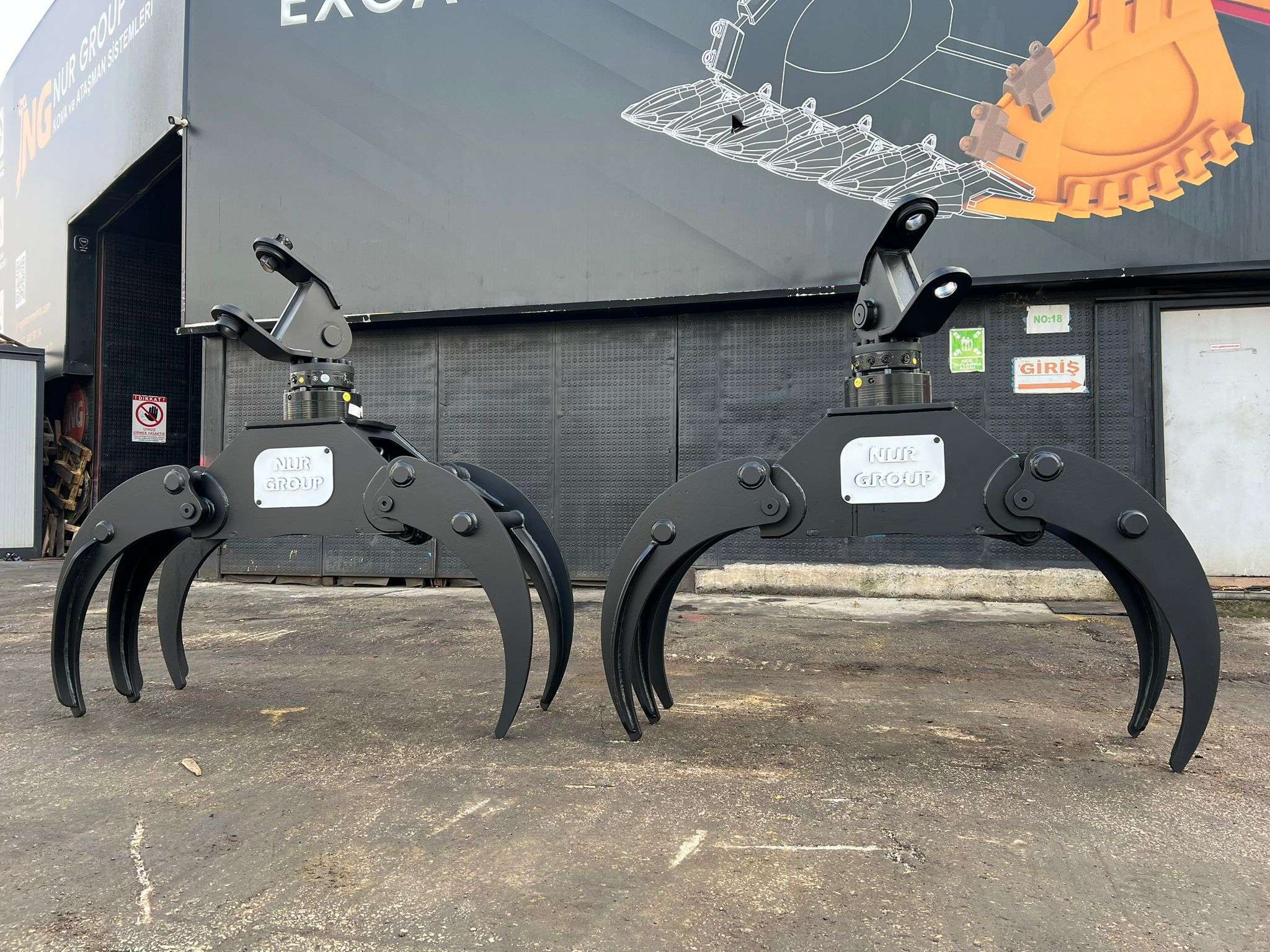 Grappin de Regroupement Hydraulique pour le Bois et les Grumes |