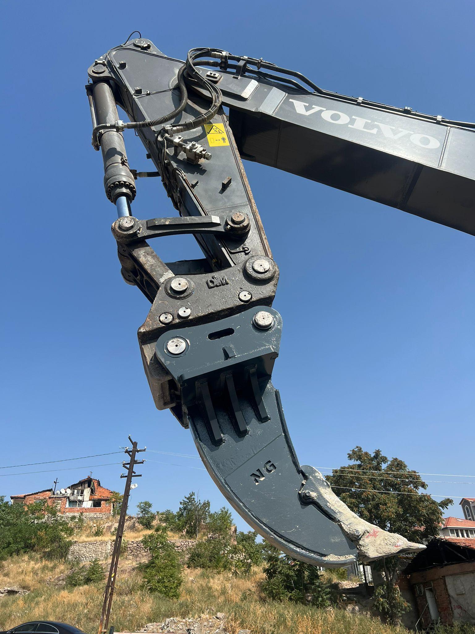 Ripper Reforzado para Excavadoras de Alto Rendimiento