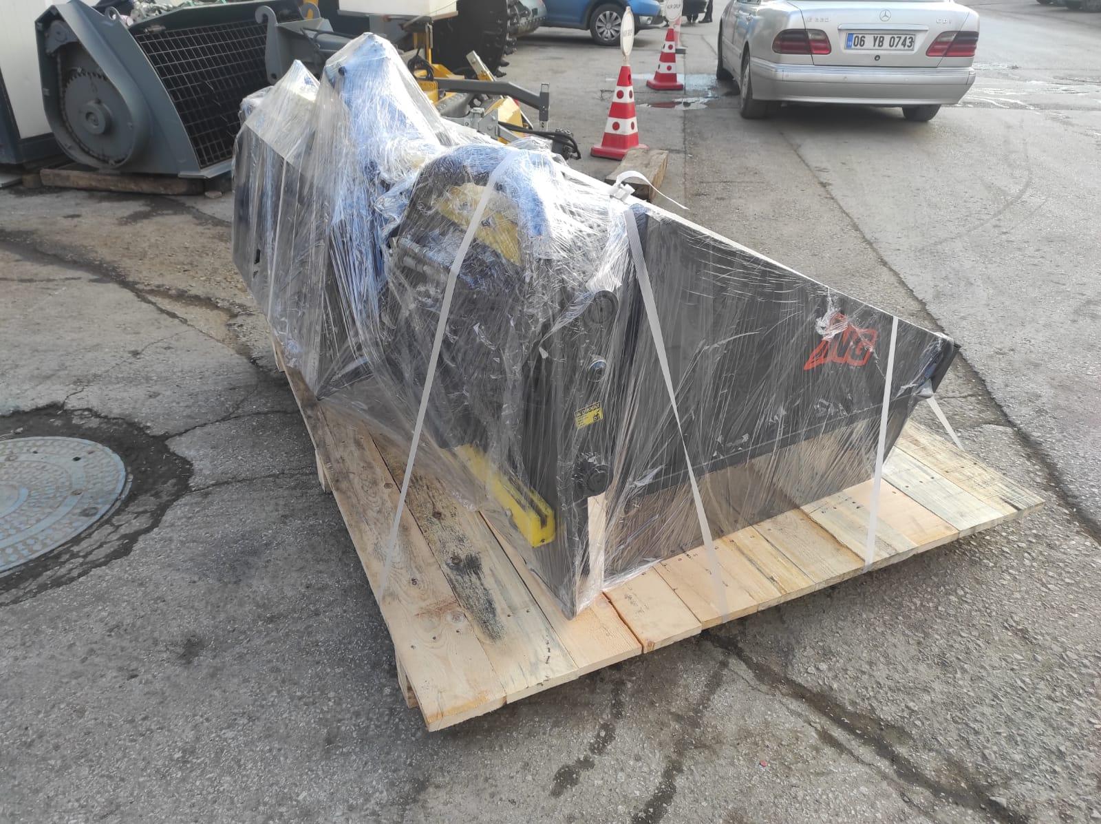 Mini Yükleyici Bobcat  Asfalt Serme Ataşmanı
