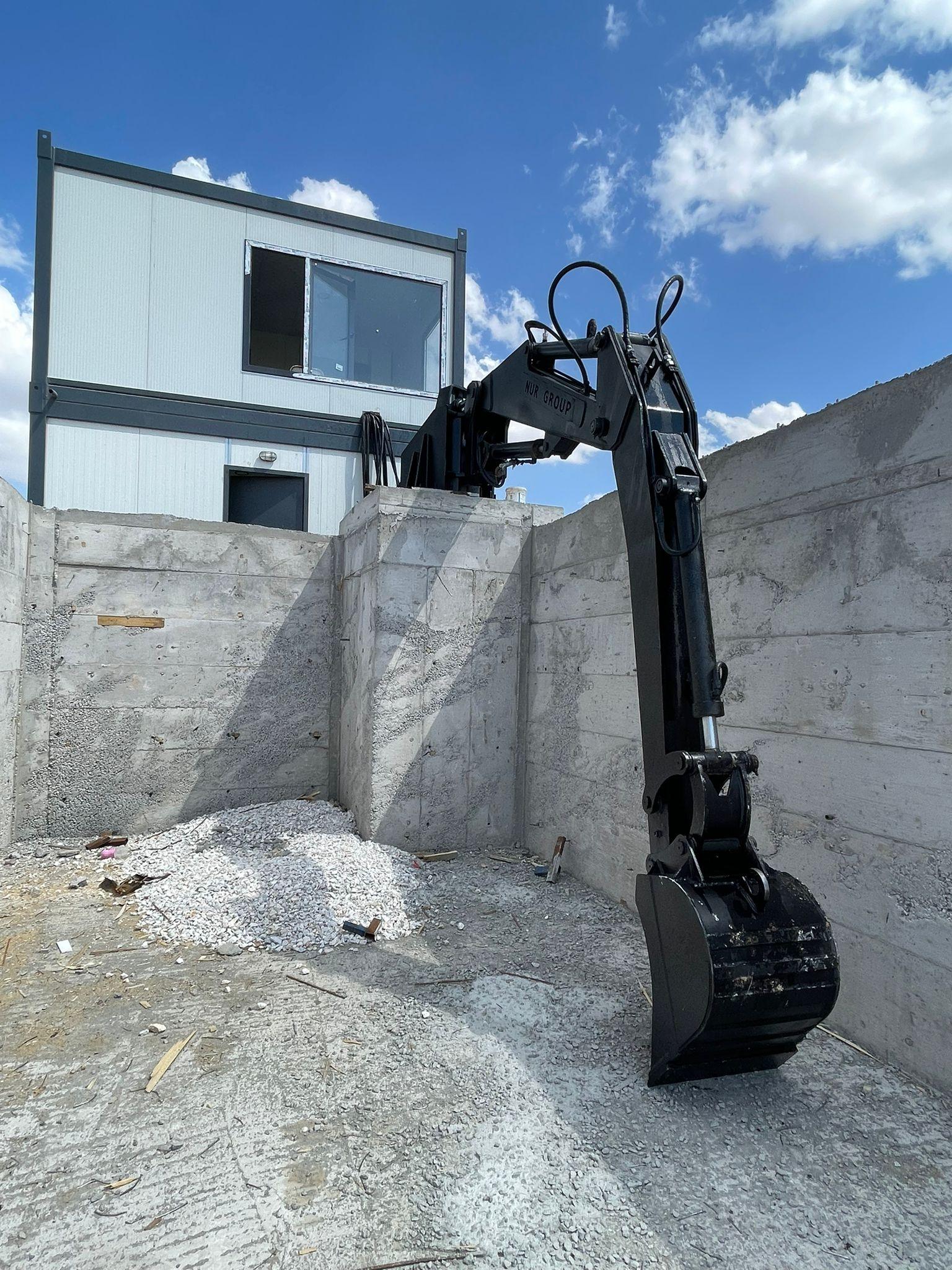 Hydraulic Pedestal Boom Systems